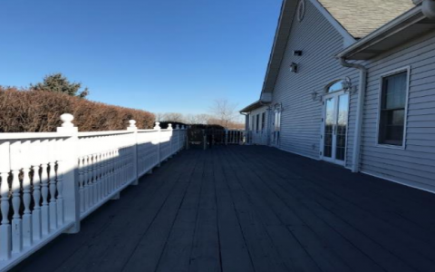 Gateway clubhouse patio